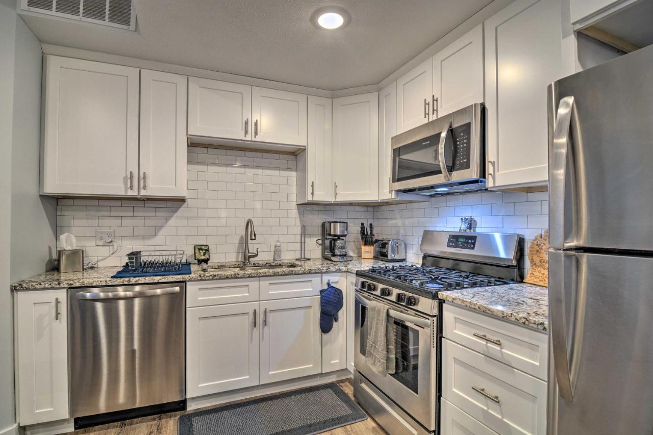 Modern Traverse City Condo About 1 Mi To Bay! מראה חיצוני תמונה